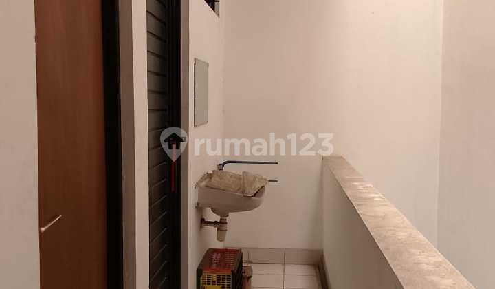 Guaranteed Profit! Get a Good Shop House in the Strategic Area of Taman Sari, West Jakarta Guaranteed Profit! Get a Good Shop House in the Strategic Area of Taman Sari, West Jakarta