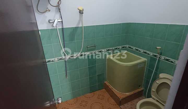 Rumah Siap Huni di Taman Semanan Indah Bisa Nego? Lokasinya Strategis Banget! 2