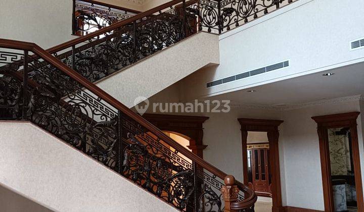 Rumah Mewah di Pondok Indah, Furnish, Bagus, 2 Lantai, Siap Huni 2