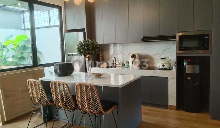 Rumah 2 Lantai Full Furnished di Lippo Karawaci - Siap Huni & Harga Nego Rumah 2 Lantai Full Furnished di Lippo Karawaci - Siap Huni & Harga Nego