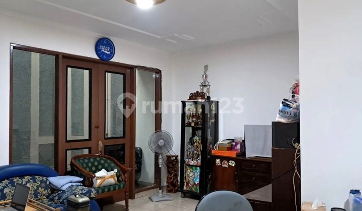Cepet Lirik! Nego Sampai Deal, Rumah area Premium di Permata Buana Jakarta Barat