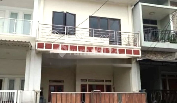 Rumah Bagus Area Strategis di Grand Poris Cipondoh 2