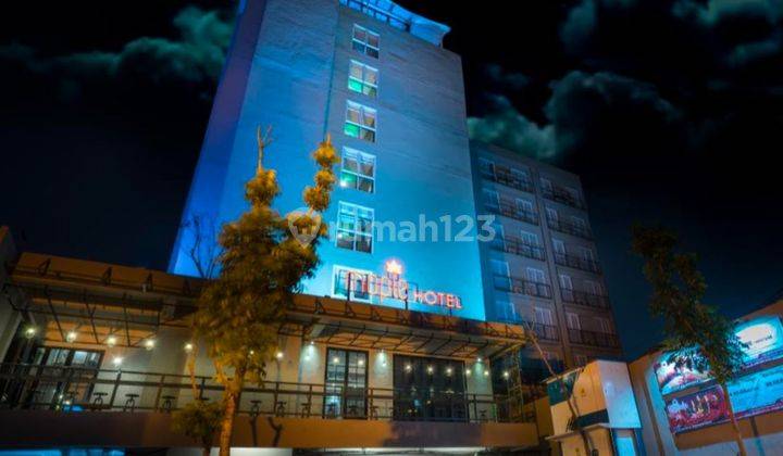 Hotel Maple yang Strategis dan Luas di Grogol Jakarta Barat 1