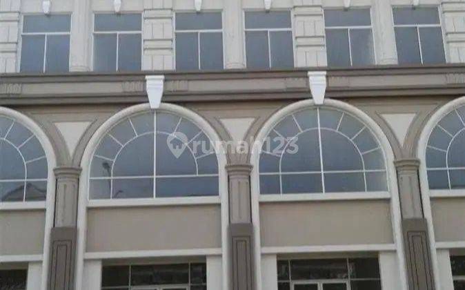 Ruko Crown Bagus dan Strategis di Green Lake City 1