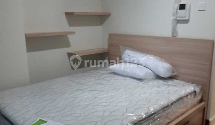 Negotiable! Studio Type Full Furnished Puri Orchard Apartment, Just bring your suitcase in Cengkareng, West Jakarta 2