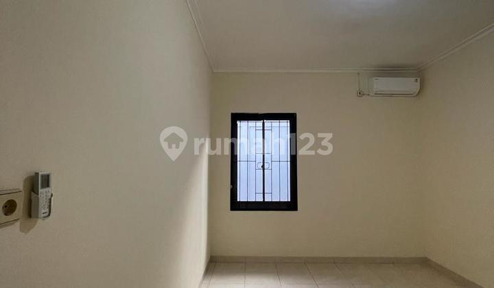 Nego Rumah Semi Furnished sudah SHM di BSD Tangerang Nego Rumah Semi Furnished sudah SHM di BSD Tangerang