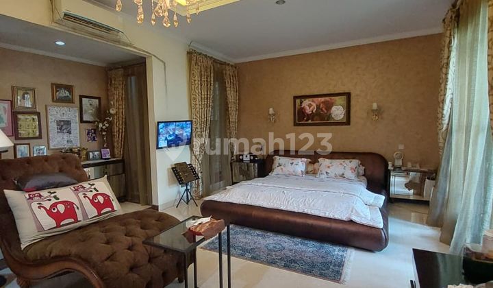Harga Nego Sampai Deal! Rumah Mewah Semi Furnished Cocok untuk Keluarga Besar di Slipi Jakarta Barat Harga Nego Sampai Deal! Rumah Mewah Semi Furnished Cocok untuk Keluarga Besar di Slipi Jakarta Barat