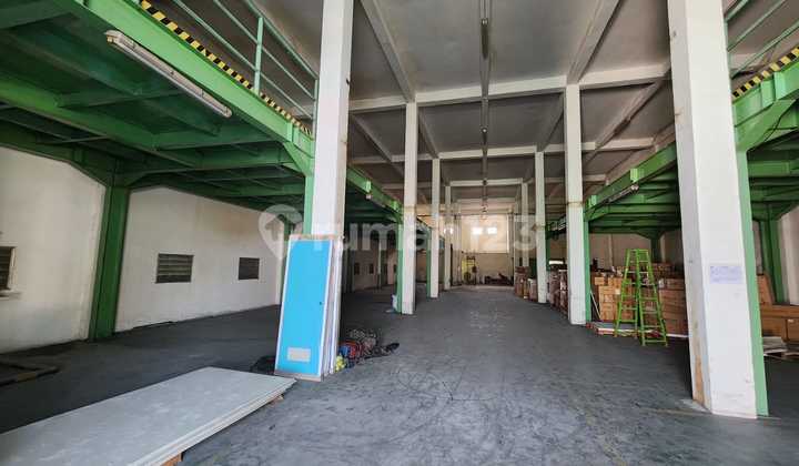 Warehouse in the Grand Good Area at Daan Mogot, West Jakarta