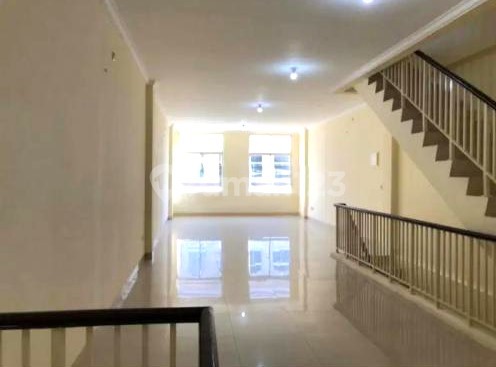 Negotiable Ruko Cordoba 3 1/2 Floors, Nice, Strategic in Green Lake City