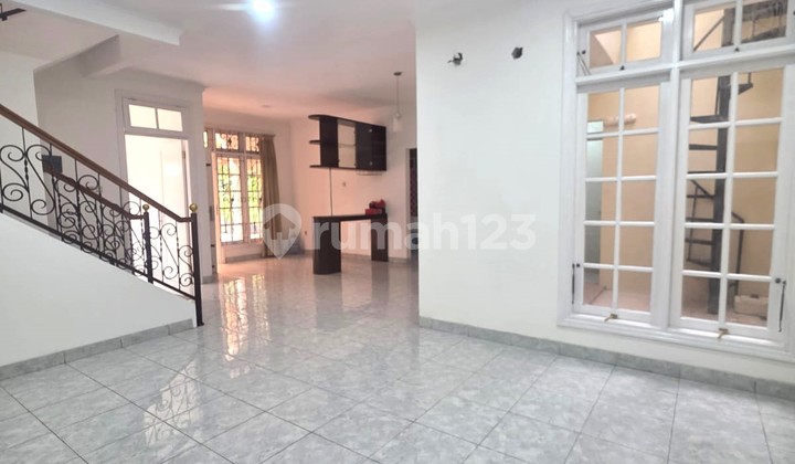 Rare Item! Nice 3 ½ Story House, Already SHM in Modernland Tangerang