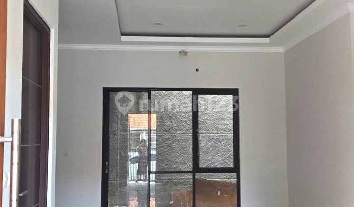 Rumah Bagus Like New Hadap Utara Harga Nego di Kosambi Ambil Cepat! Rumah Bagus Like New Hadap Utara Harga Nego di Kosambi Ambil Cepat!