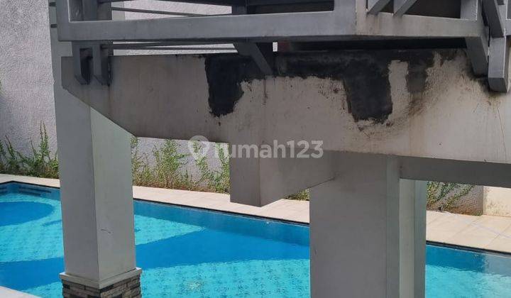 Dijual Rumah Bagus Dan Terawat di Puri Botanical Ada Kolam Renang 2