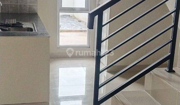 Rumah Siap Huni di Taman Semanan Indah Jakarta Barat Strategis 2