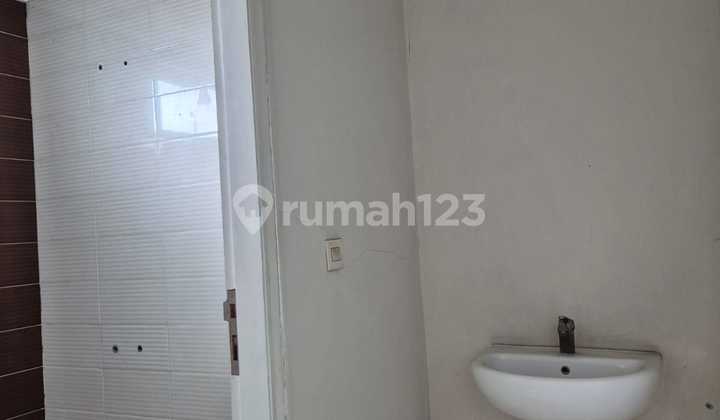 Rumah di Semanan Jaya Jakarta Barat Siap Huni Nego 2