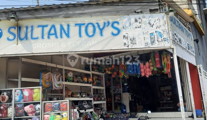 For Sale 2-Floor Shop House Ready to Use in Parung Bogor, Freehold Title 1