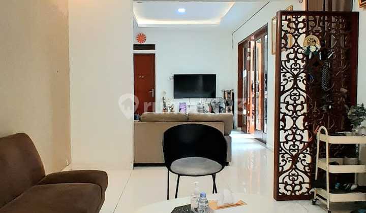 rumah minimalis cantik , lokasi oke, siap masuk jarang ada