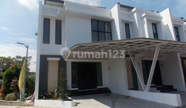 A beautiful house suitable for young couples. 1