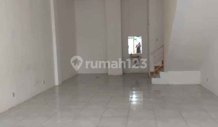 Shop house suitable for an office Shop house suitable for an office