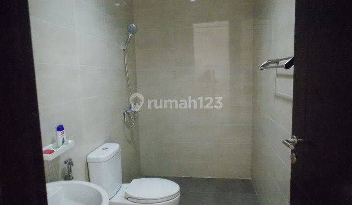 Dijual Rumah Daerah Discovery Bintaro Sektor 9, Tangerang Selatan 2