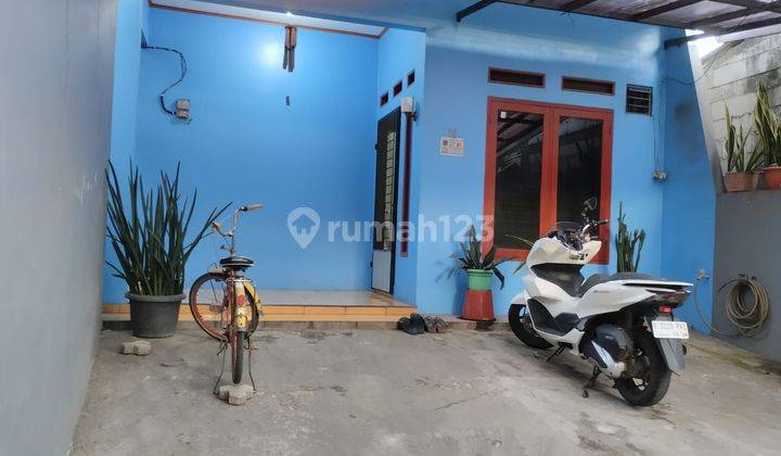 Dijual Rumah Daerah Ciputat Dekat Stasiun Jurang Mangu Tangsel 2