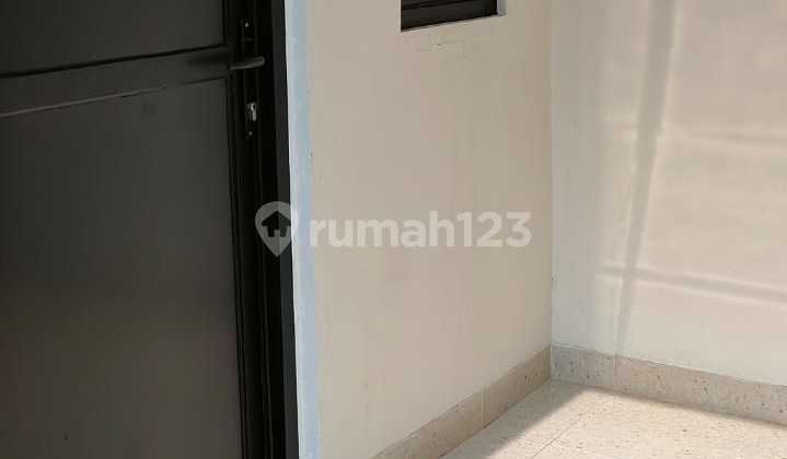 Rumah di Kawasan Discovery Bintaro Jaya Tangerang Selatan 2