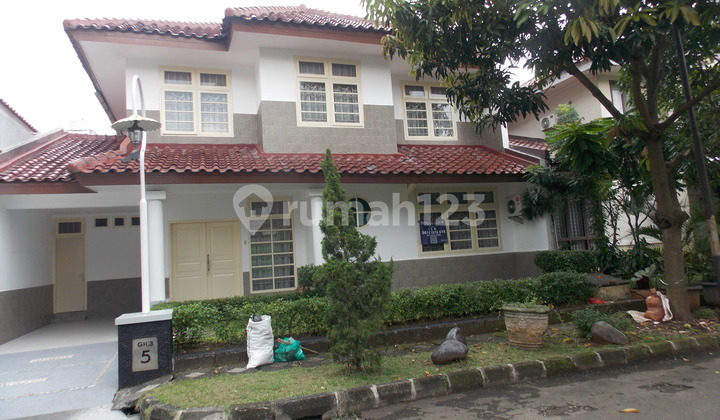 Rumah cantik tidak jauh dari pusat business di Bintaro Jaya Tangsel