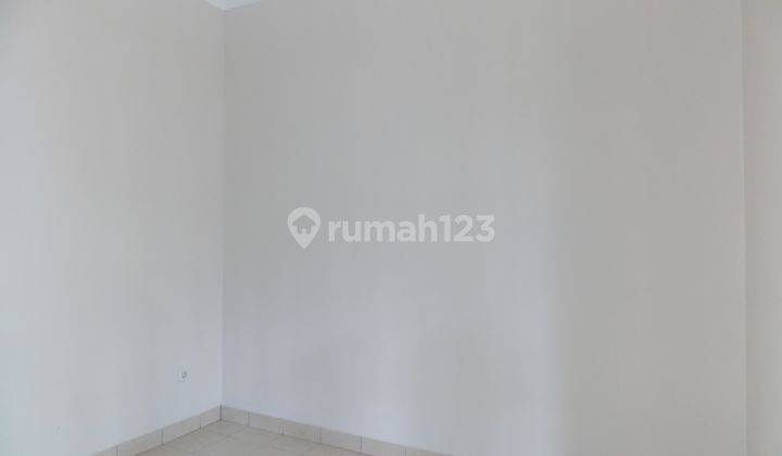 rumah cantik depan taman 2