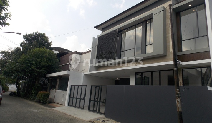 Rumah Minimalis Cantik di Bintaro Sektor 9