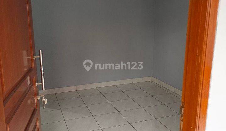 Rumah 2 lantai diarea perumahan Pondok Kelapa Jakarta Timur 13