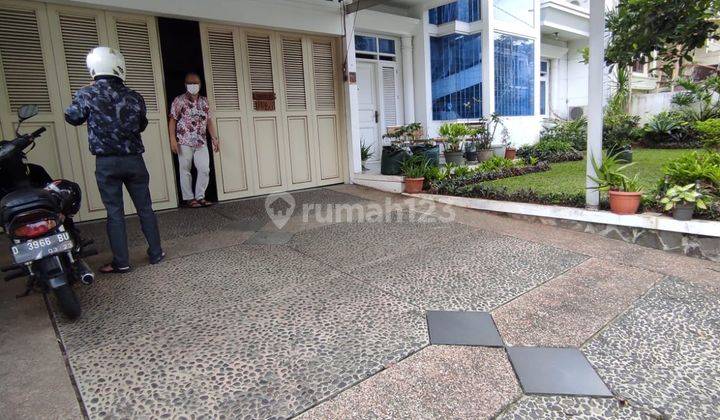 Rumah Dijual Terawat Nyaman di Setra Indah 1