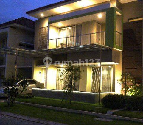 Disewakan Rumah Cantik Nyaman di Kota Baru Parahyangan 2