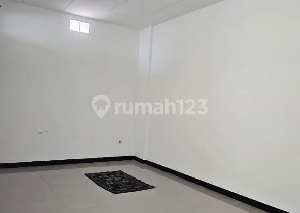 Shop House on Karapitan Main Road, Ready to Use 2