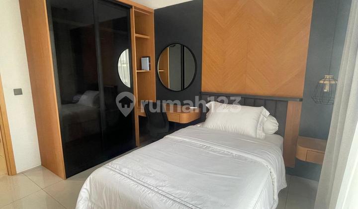 Rumah Modern Nyaman Lokasi di Kota Baru Parahyangan 2