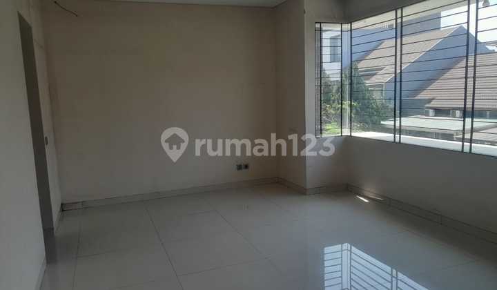 Comfortable Modern Home at Singgasana Pradana Comfortable Modern Home at Singgasana Pradana