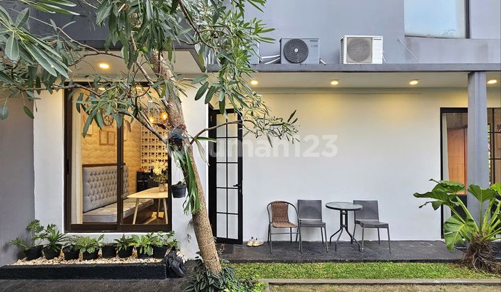 Turun Harga.. Rumah Secondary Siap Huni Dengan Modern Design Dalam Townhouse Grand Trevista Rempoa - Bintaro Area Posisi Hoek Turun Harga.. Rumah Secondary Siap Huni Dengan Modern Design Dalam Townhouse Grand Trevista Rempoa - Bintaro Area Posisi Hoek