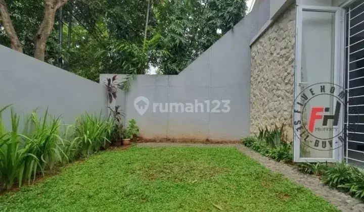 TURUN HARGA
RUMAH BARU DALAM KOMPLEK, SIAP HUNI, AREA STRATEGIS DI BINTARO JAYA 2