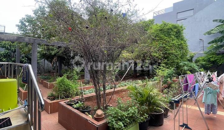 Jarang Ada, Harga Jauh Di Bawah Njop, Lahan Luas Di Pondok Indah