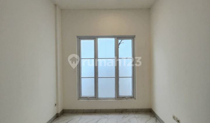 Rumah Murah 3 Lantai Lokasi Strategis Dekat Toll.veteran, Pondok Indah Bintaro Lingkungan Aman dan Nyaman di Veteran Bintaro Jakarta Selatan 2