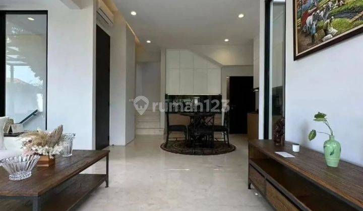 RUMAH MURAH DI PATRA KUNINGAN, DENGAN PRIVAT POOL 2