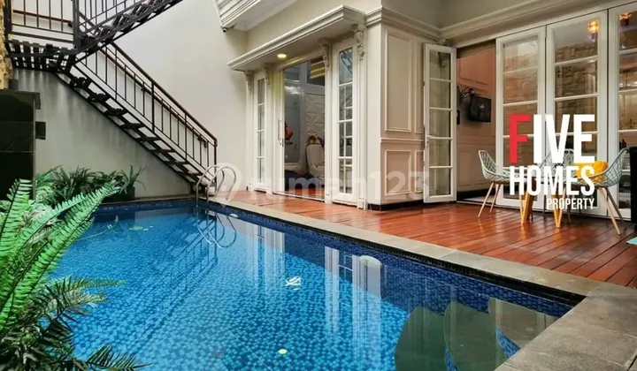 Rumah American Classic Fully Furnished 2 Lantai Siap Huni Jagakarsa Jakarta Selatan