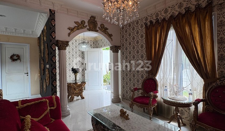 Dijual Pangkalan Jatirumah Bergaya Klasik Mewah Siap Huni Full Furnished Dekat Lebak Bulus 2