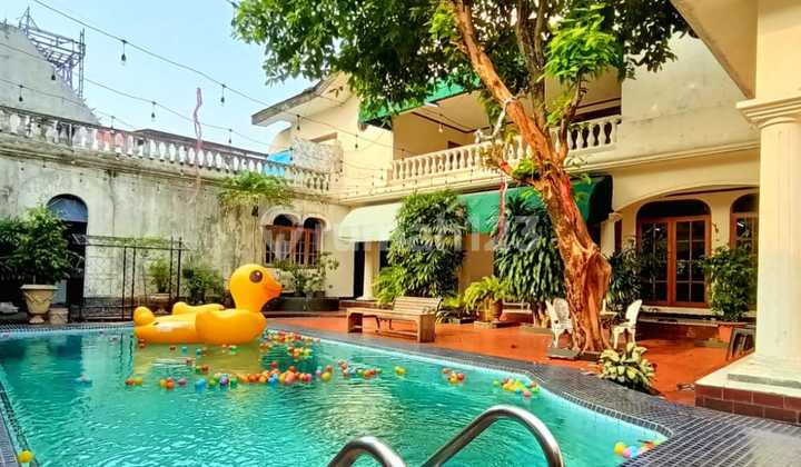 Rumah Hitung Tanah di Bawah NJOP..!! di Jalan Utama, Kemang Bonus Rumah Siap Huni Lokasi Sangat Strategis di Jalan Utama, Cocok Buat Usaha dan Hunian, Bebas Banjir