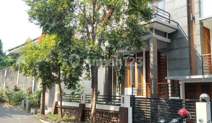 Rumah Cantik, Bisa Peruntukan Kantor, Bebas Banjir Di Lokasi Strategis Dekat Tol Parkir Luas Di Pondok Pinang.area