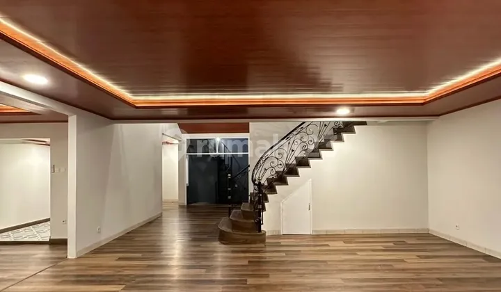 Rumah Cantik Sudah Renovasiarea Cilandak, Pondok Indah Jakarta Selatan, Bisa Untuk Kantor 2