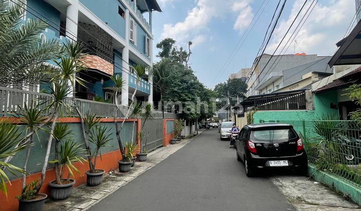 The Most Profitable Boarding House Investment, 5 Floors With Basement In Elite Strategic Location Arteri Pondok Indah 2