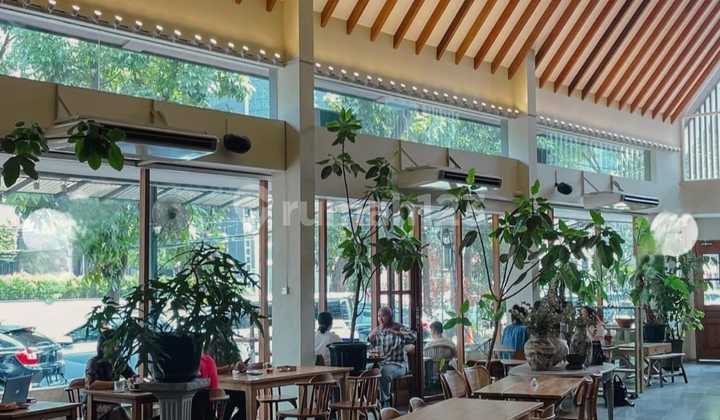 Dijual Tempat Usaha Cafe di Senopati Strategis Dkt Office 8 Scbd