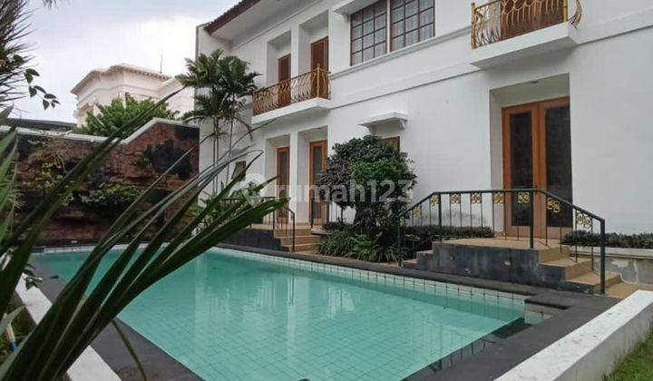 Dijual Rumah di Simprug Golf Kebayoran Baru Strategis Dkt Senayan 2