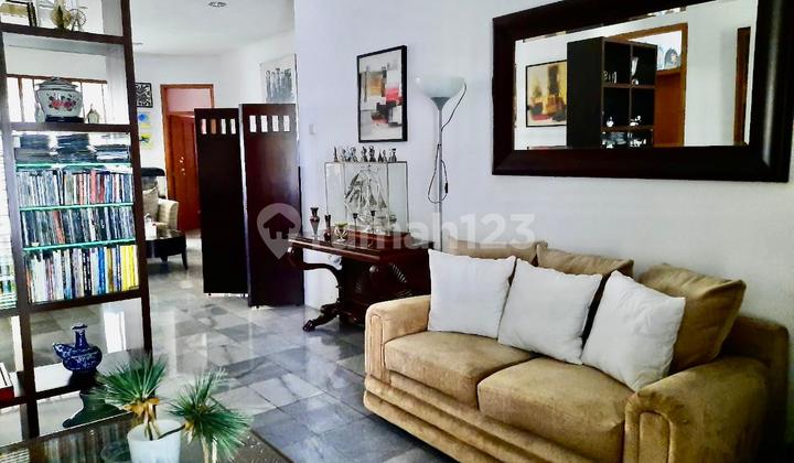 Dijual Rumah di Senopati Area Premium bisa Utk Usaha-Bisnis