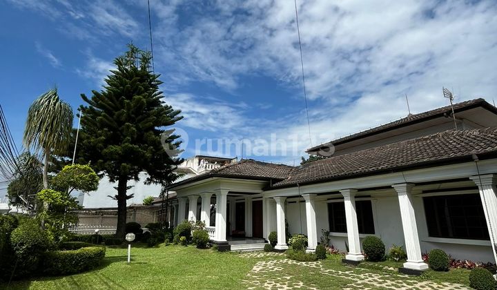 For Sale House in Cipedes Bandung Strategically located near PVJ, NHI and UPI