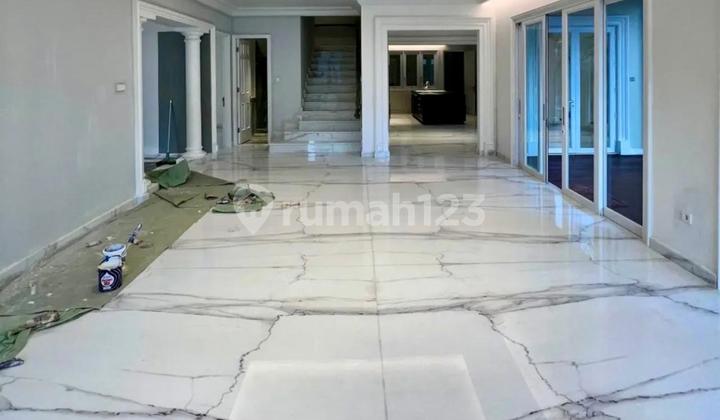 Dijual Rumah di Kebayoran Baru Bagus dan Strategis Dekat MRT 1